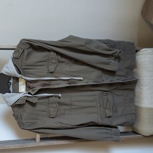 Casual light jacket. 100% cotton. Army green with cotton hood. Fits like medium.